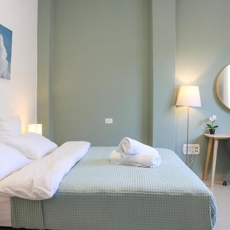 Paris Square Apartments Downtown Haifa Bagian luar foto